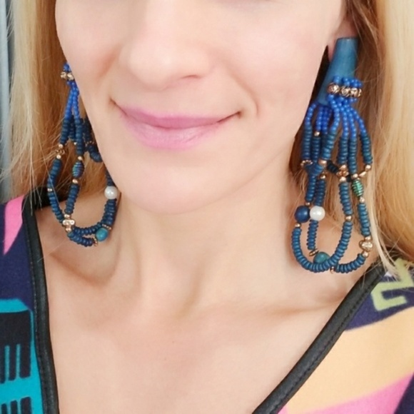 BLUE TONED EARRINGS - Picture 1 of 4